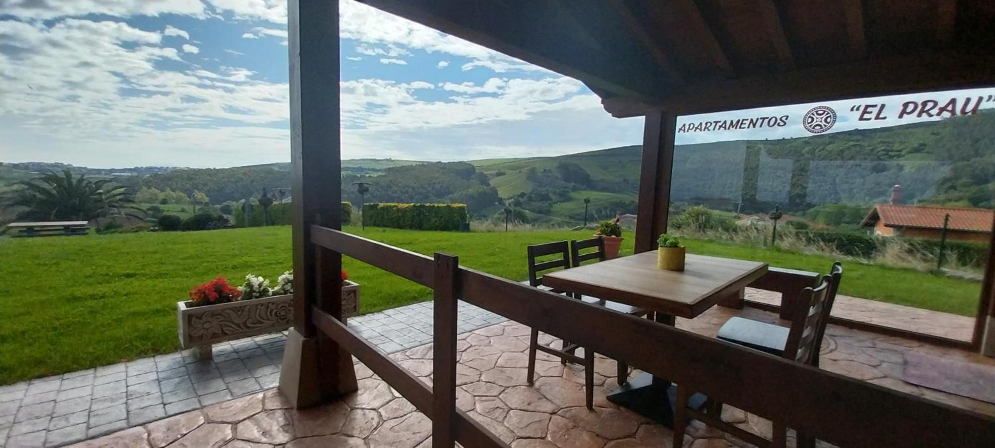 Apartamentos El Prau Убиарко Экстерьер фото